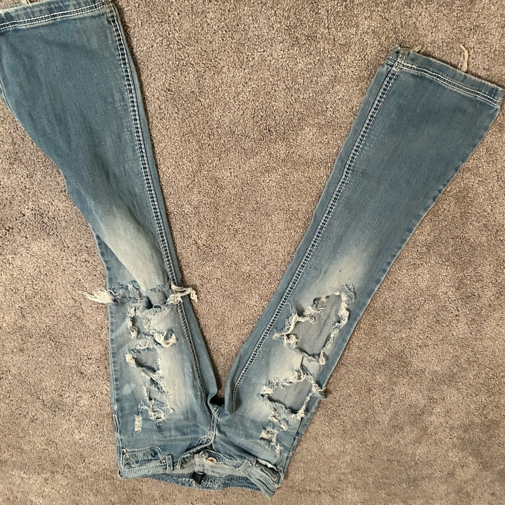 Trendy Distressed Blue Skinny Jeans